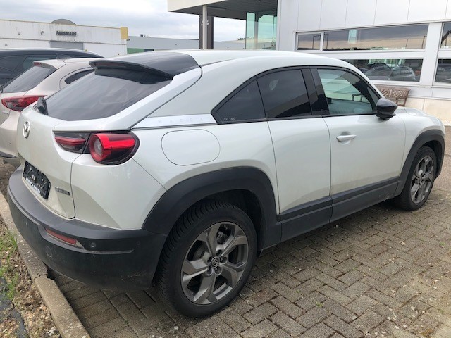 Mazda MX-30 MAZDA E-SKYACTRIV 145 PK Skycruise Industria