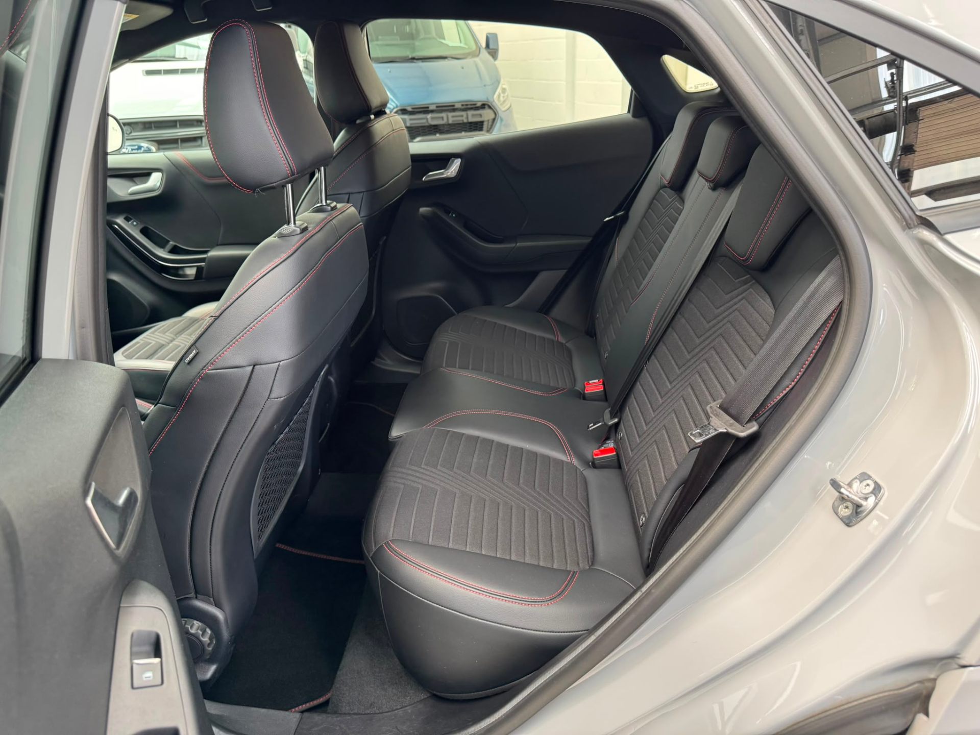 Ford Puma EcoBoost mHEV ST-Line X AUT